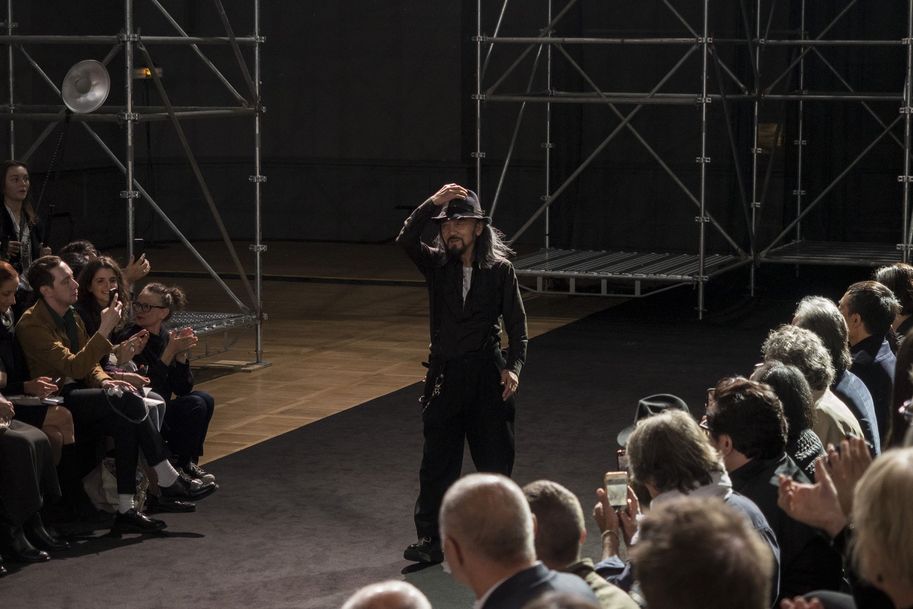 Yohji Yamamoto Printemps-été 2019 - Prêt-à-porter - 1