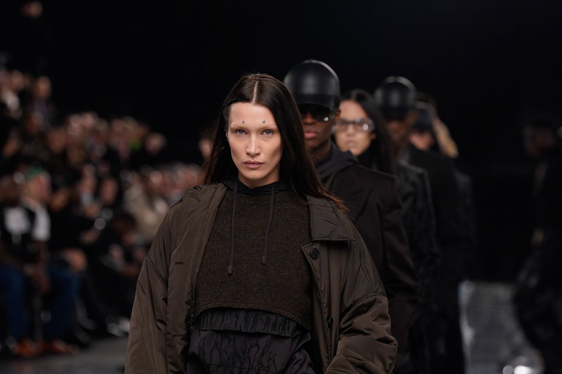 Givenchy Fall-winter 2022-2023 - Ready-to-Wear - 37