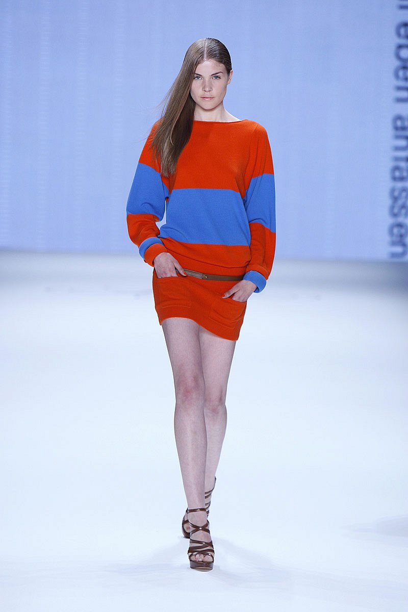 Allude Spring-summer 2011 - Ready-to-Wear