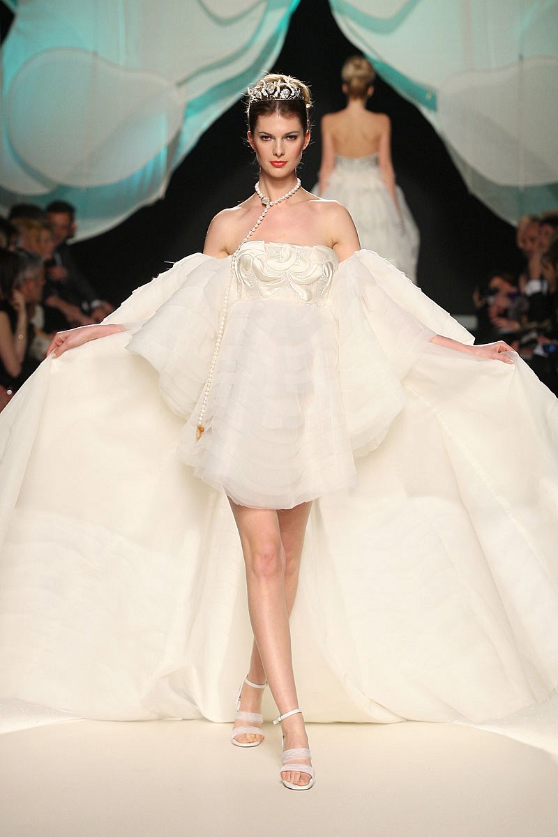 Gattinoni Printemps-été 2010 - Haute couture - 1