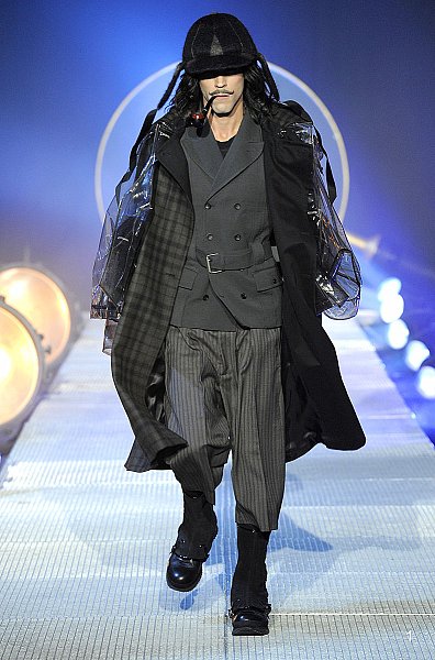 John Galliano Fall-winter 2010-2011 - Menswear