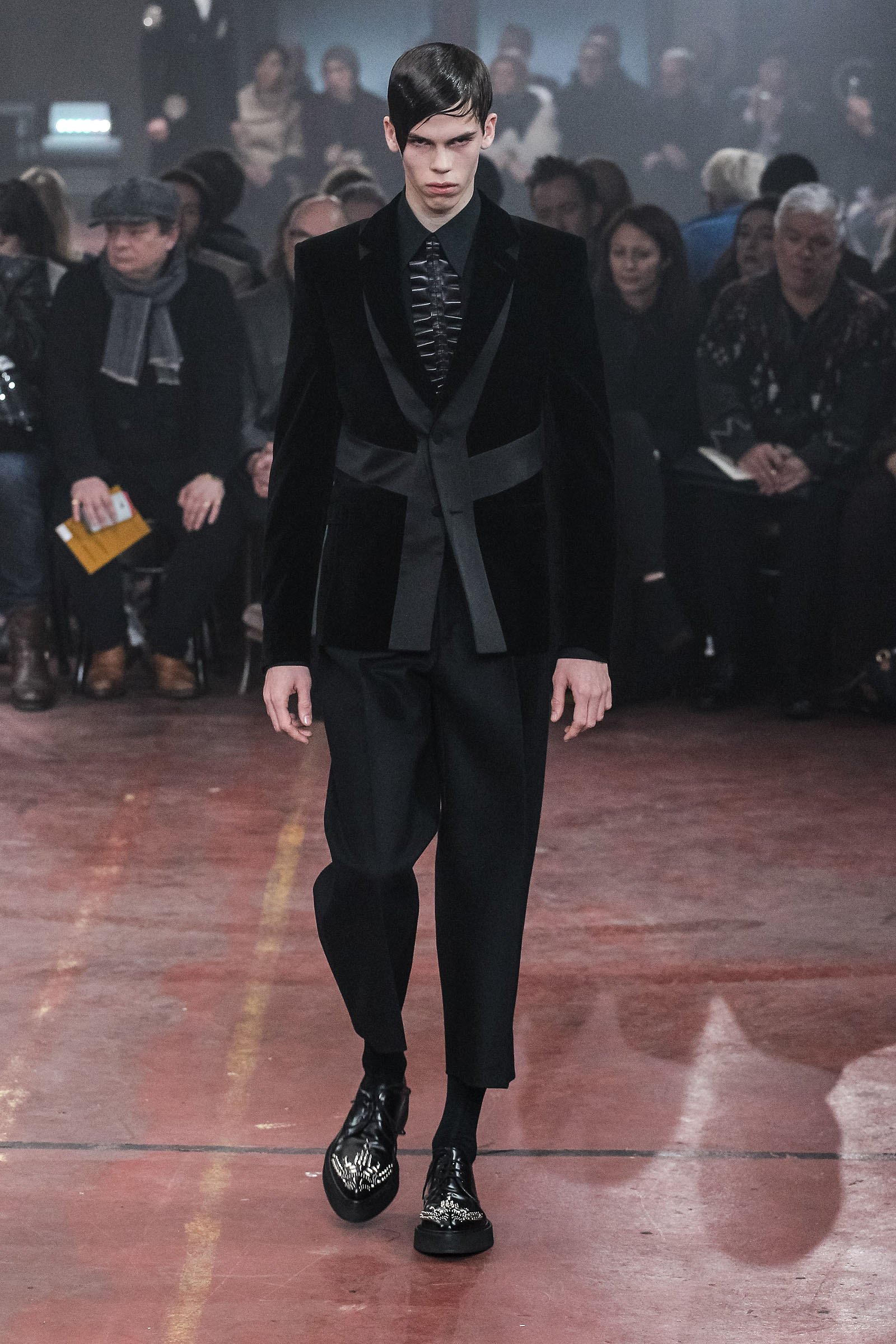 Alexander McQueen Fall-winter 2015-2016 - Menswear