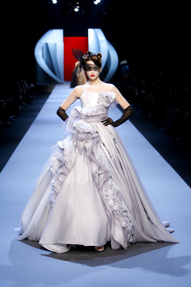 Dior Spring-summer 2011 - Couture - 1