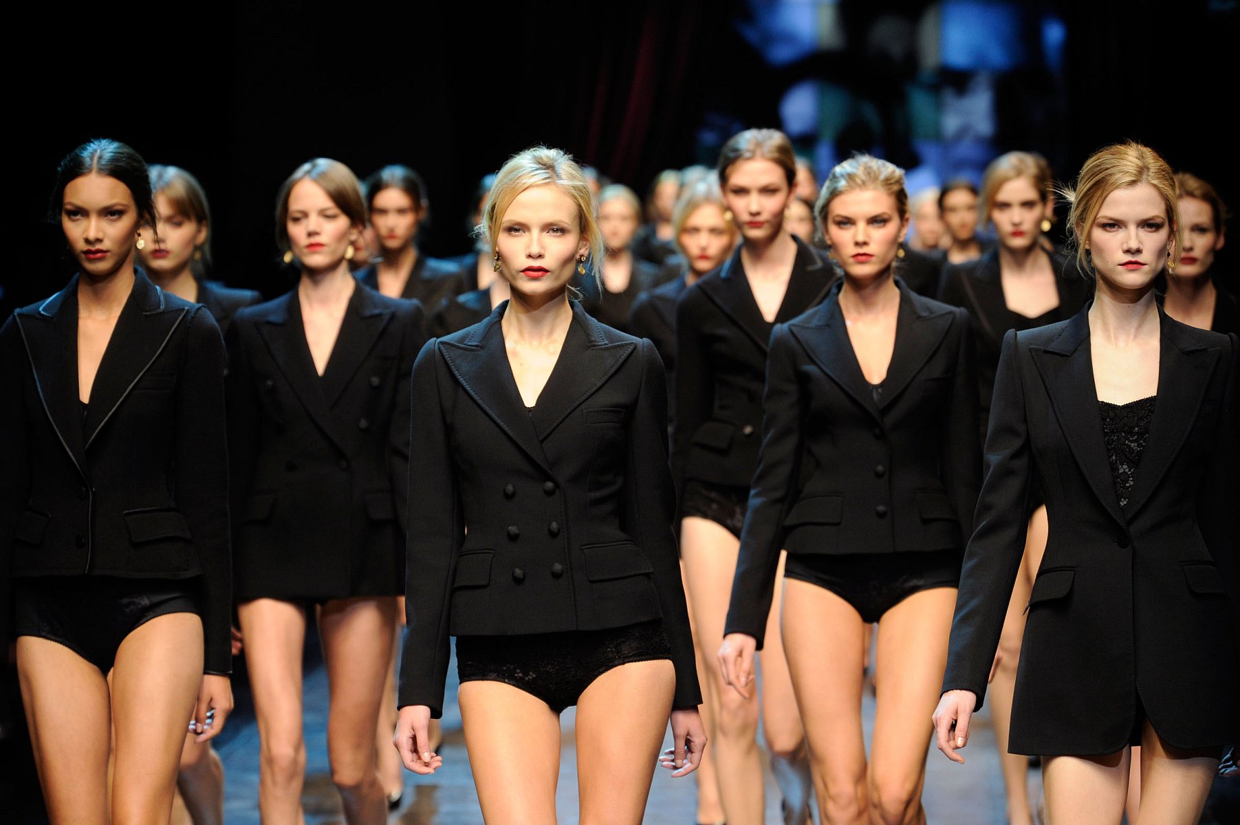 Dolce & Gabbana Sonbahar-Kış 2010-2011 - Hazır giyim - 1