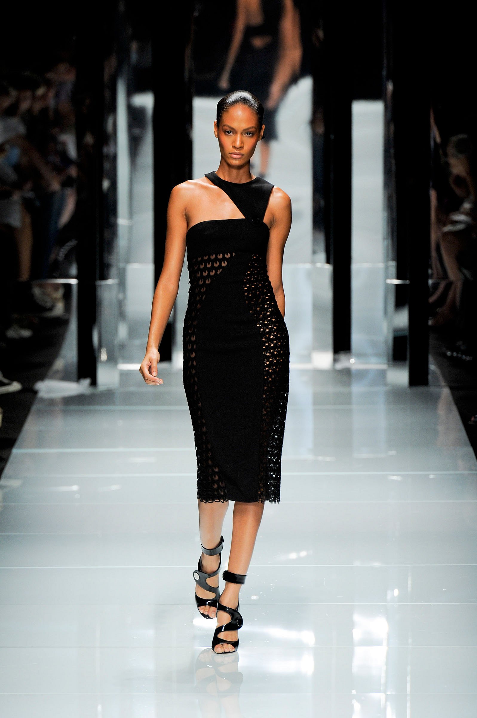 Versace Spring-summer 2011 - Ready-to-Wear