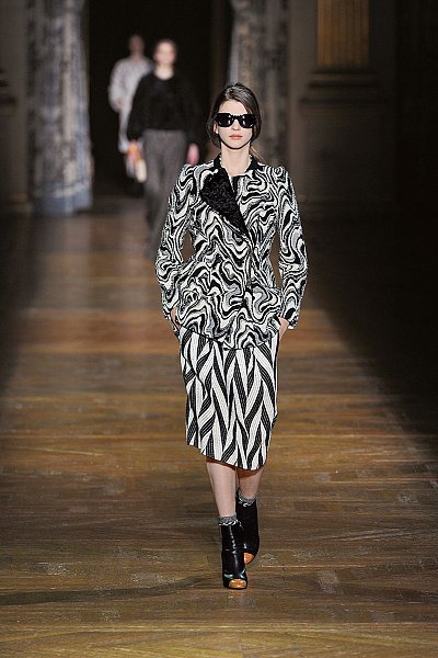 Dries Van Noten Fall-winter 2011-2012 - Ready-to-Wear