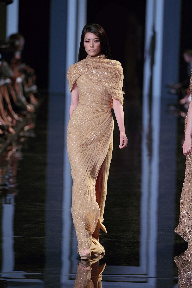Elie Saab Fall-winter 2010-2011 - Couture