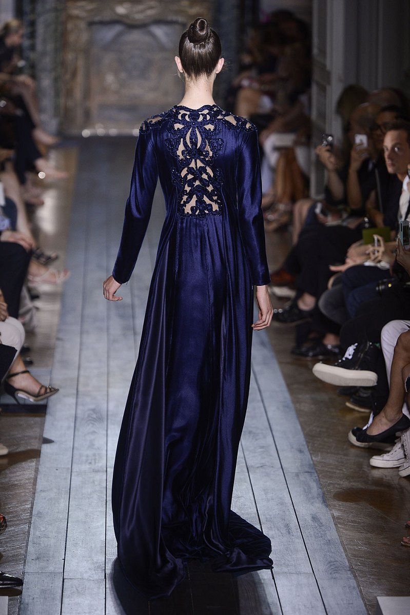 Valentino Herbst/Winter 2012-2013 - Couture - 1