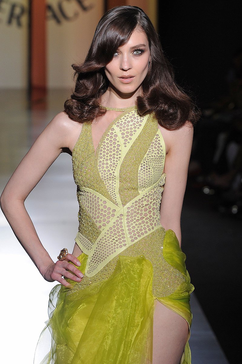 Atelier Versace Fall-winter 2012-2013 - Couture - 1