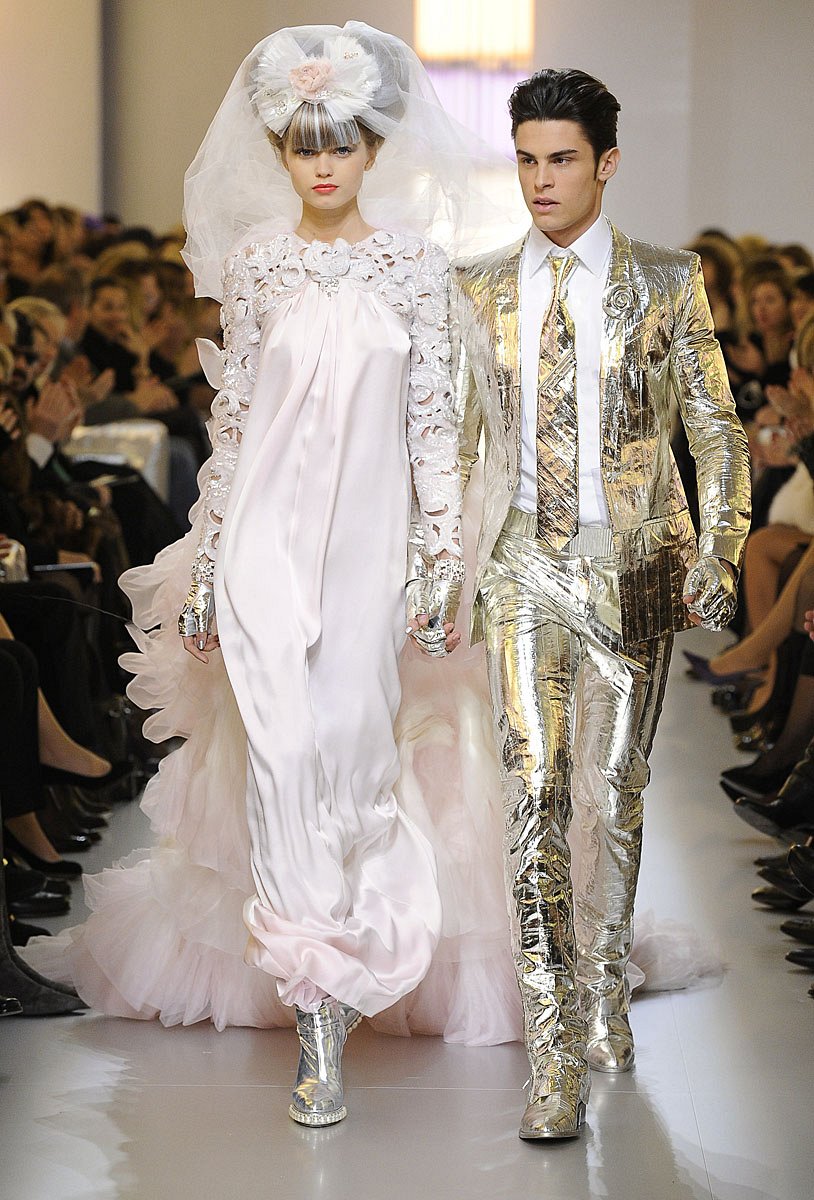 Chanel Spring-summer 2010 - Couture - 1