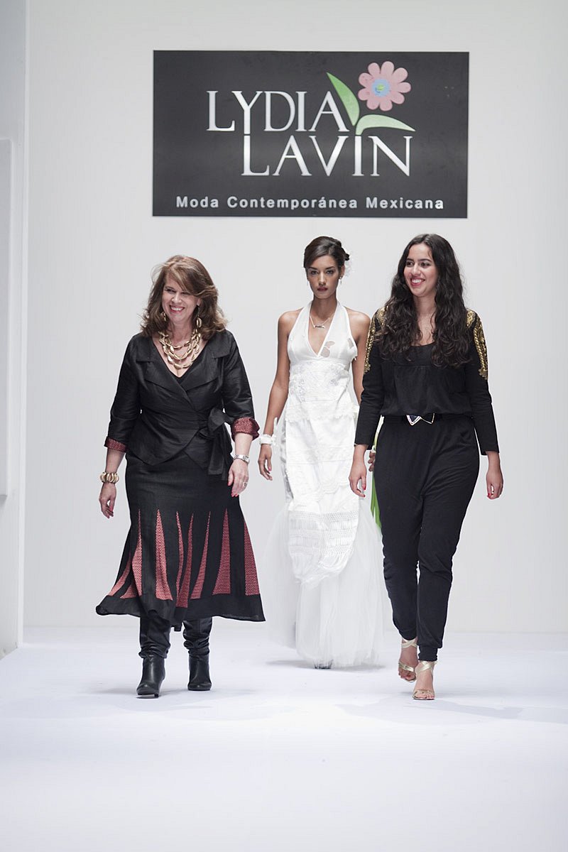 Lydia Lavin Fall-winter 2010-2011 - Couture - 1