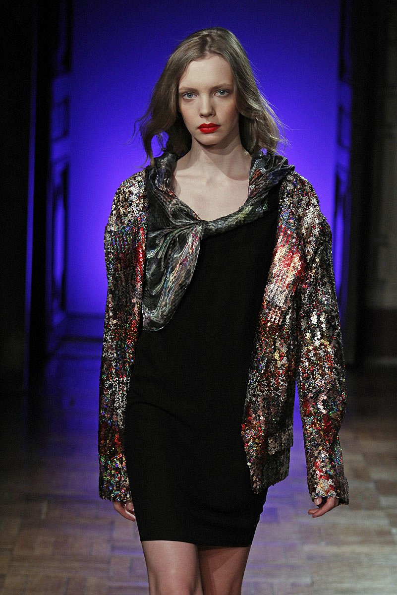 Anne-Valérie Hash Fall-winter 2010-2011 - Ready-to-Wear - 1