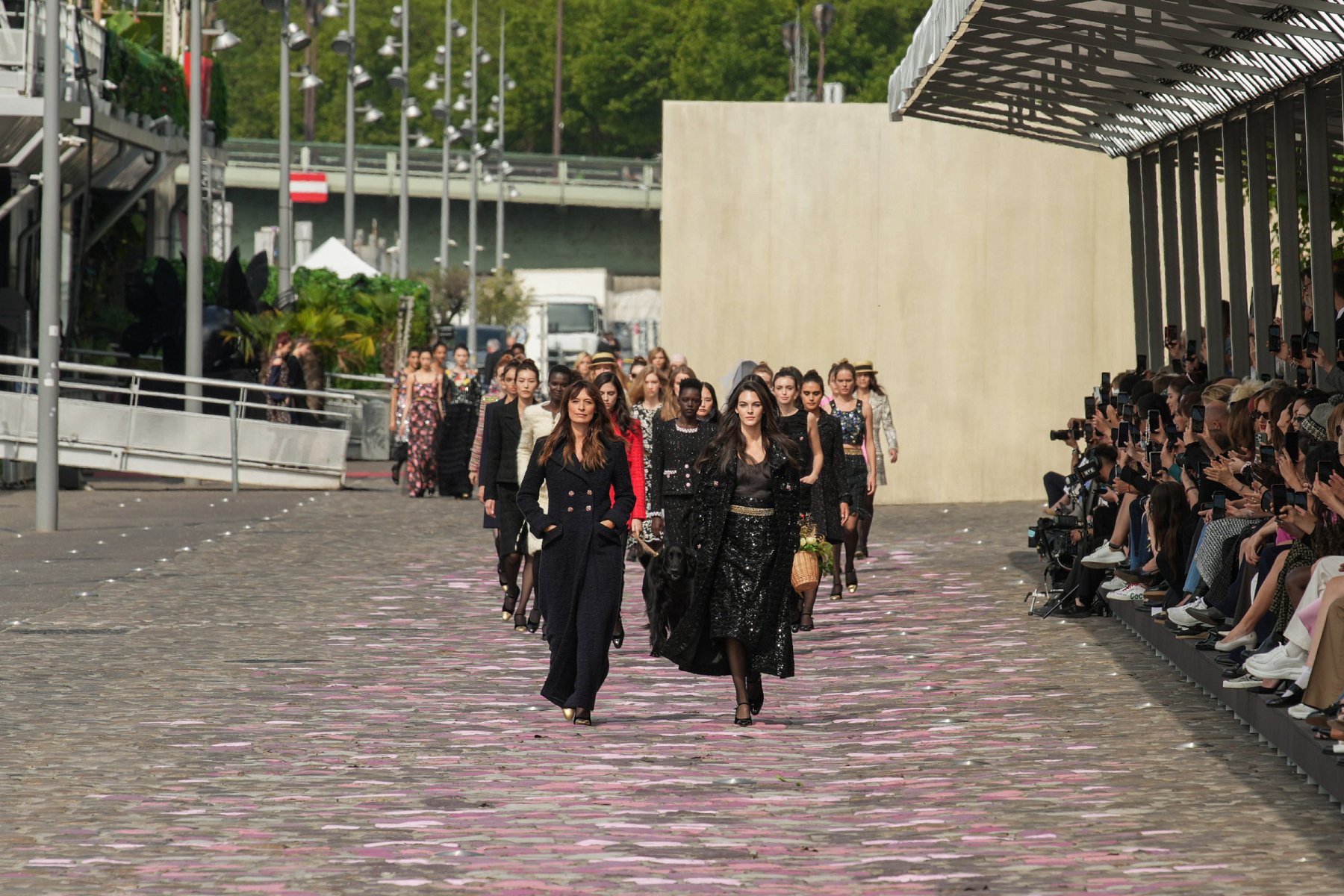 Chanel Fall-winter 2023-2024 - Couture - 1