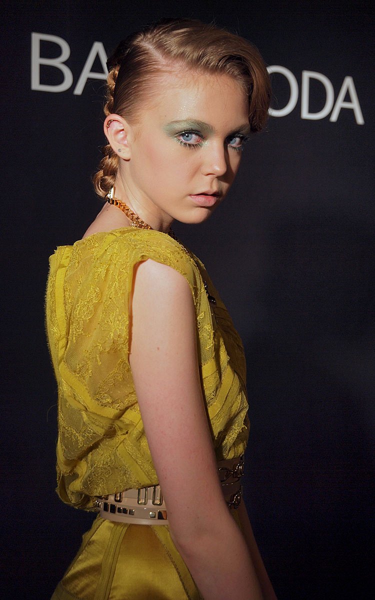 Basil Soda Backstage, RTW S/S 2011 - Couture - 1