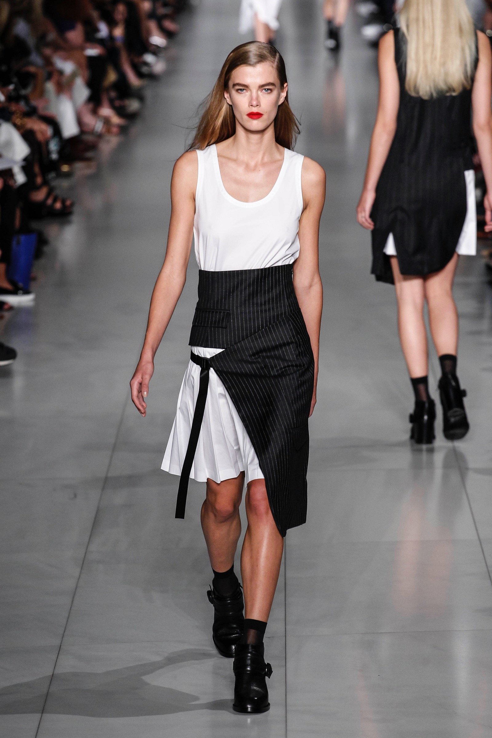 DKNY Spring-summer 2016 - Ready-to-Wear