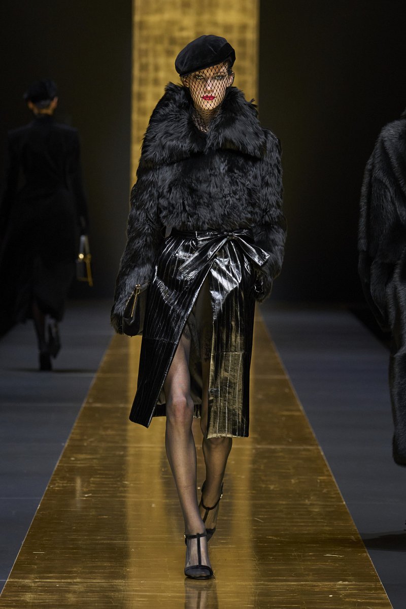 دولتشي أند جابانا [Dolce & Gabbana] خريف-شتاء 2024-2025 - ملابس جاهزة - 1