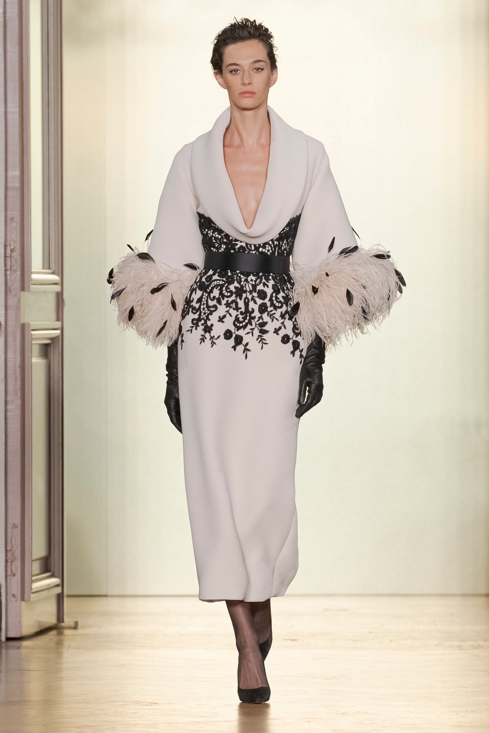 Georges Chakra Couture Fw23 Look14 Resp2400v 
