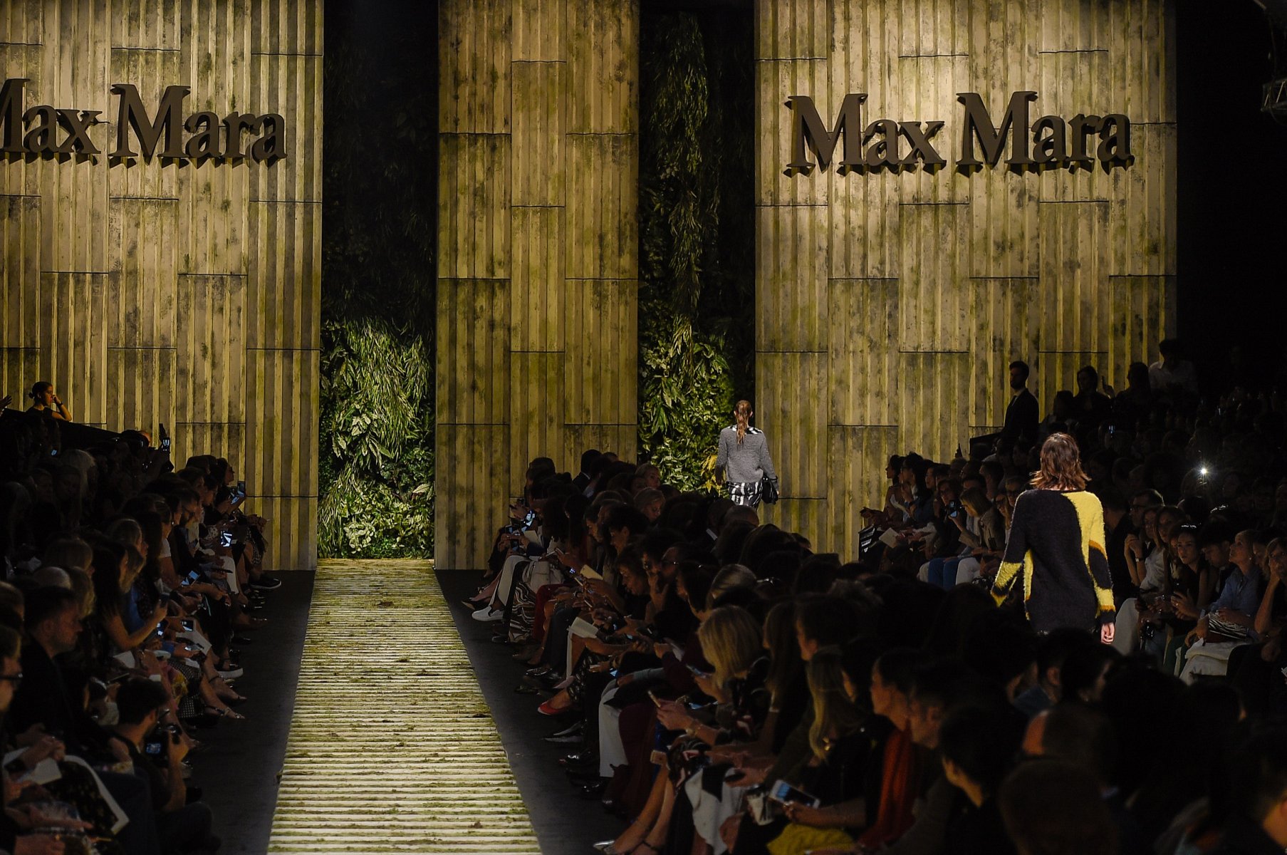 Max Mara İlkbahar-Yaz 2017 - Hazır giyim - 1