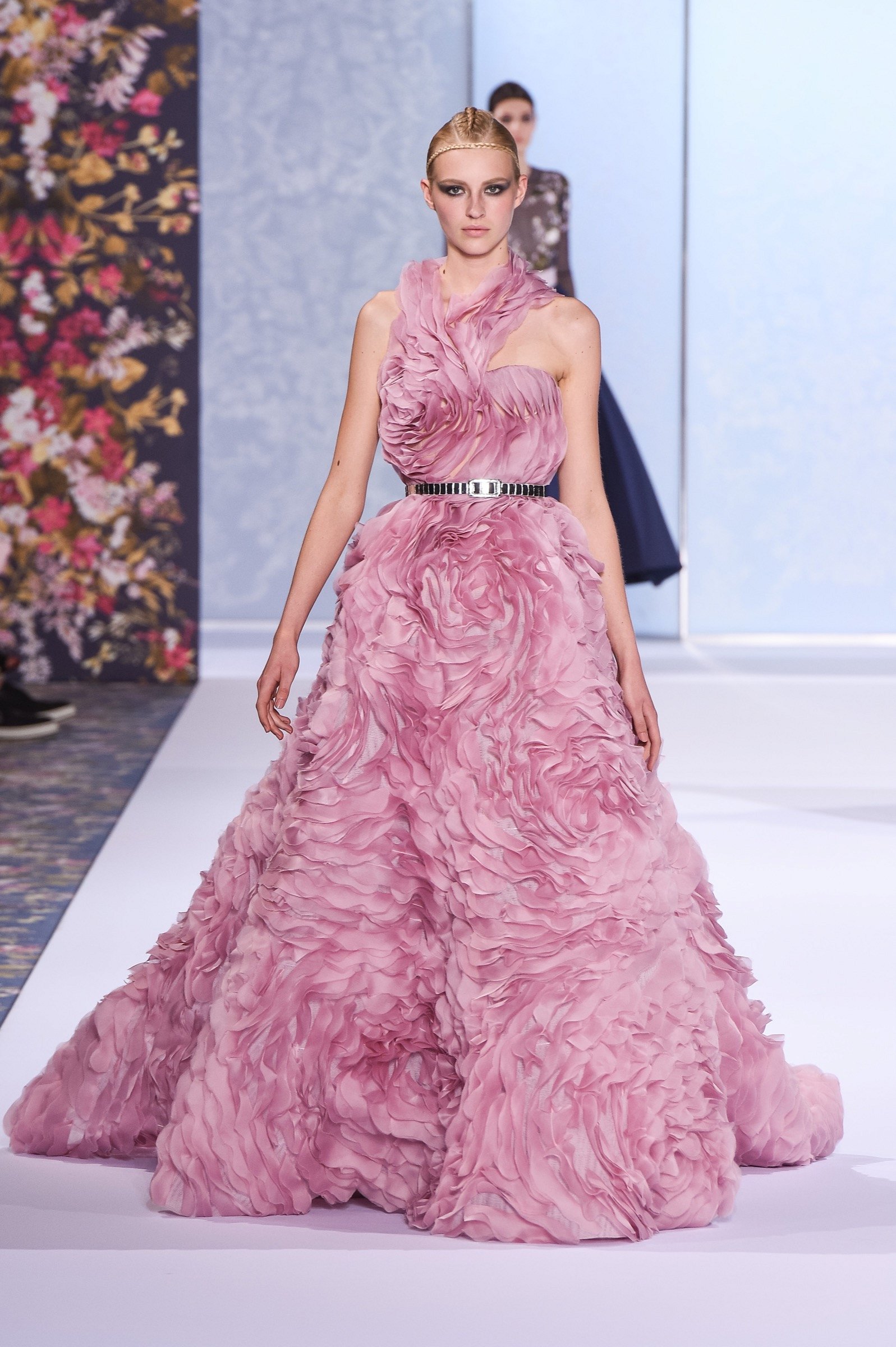 Pink snowflakes - 19 pink Haute Couture gowns this Winter