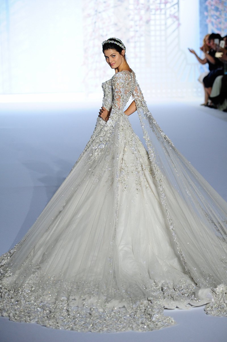 Ralph & Russo Couture Spring 2016 Review